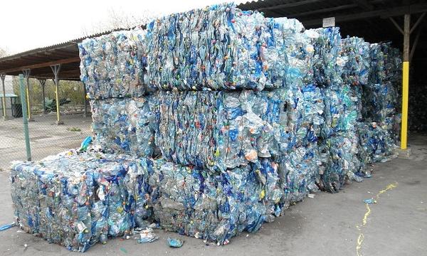 PET recycling pile